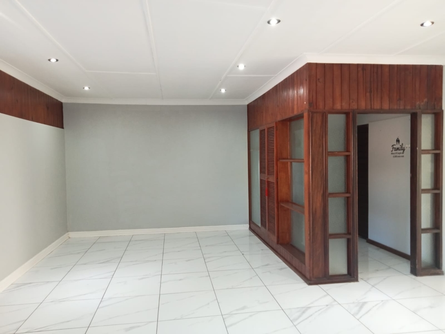 3 Bedroom Property for Sale in Beacon Bay Eastern Cape